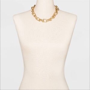 NWOT Gold Link Necklace